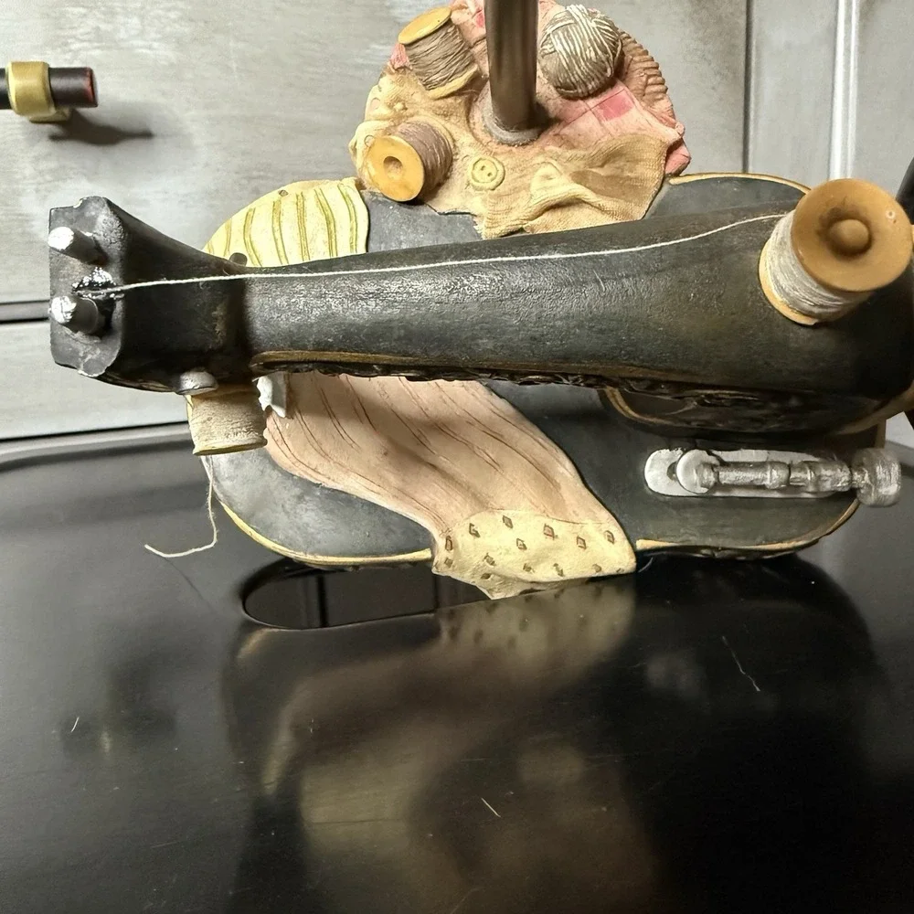 Vintage Singer Sewing Machine Accent Lamp Base Designed by Collections, Etc.
